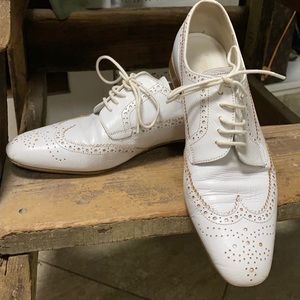 Prada brogue leather flats sz 39